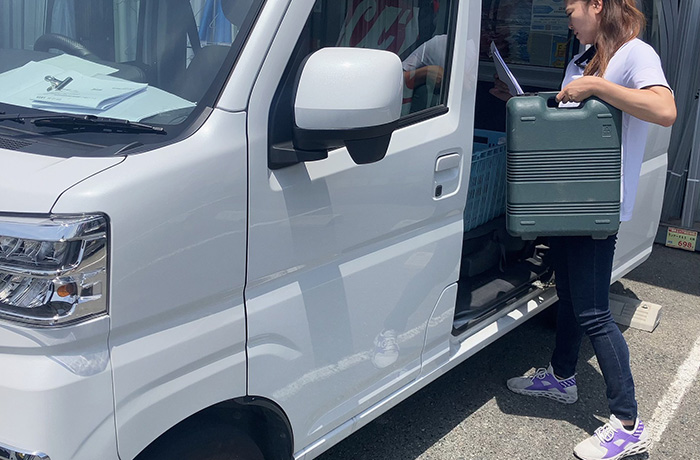 緊急チャーター便